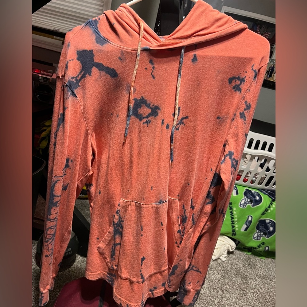 Bleached hoodie never used
